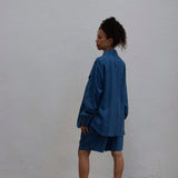 Camisa azul cobalto I lapiz