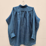 Camisa azul cobalto I lapiz