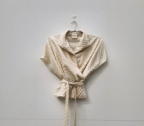 farah wrap top i silk polka dot